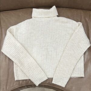 H&M Cream Ribbed Turtleneck Sweater